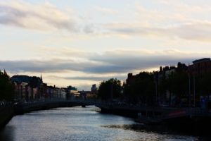 La Liffey à Dublin La Liffey à Dublin photo de voyage