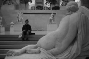 "Le dessin est la probité de l'art." - Ingres photo musée statues femme qui dessine post traitement