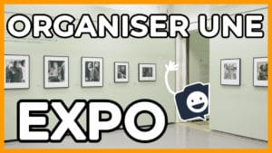 Organiser une exposition photo. Galerie d'art avec photos en noir et blanc. Marion Ambrozy.