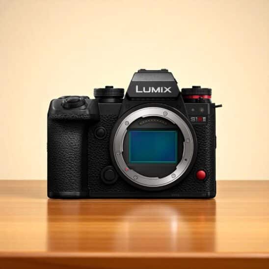 Panasonic Lumix S1R II