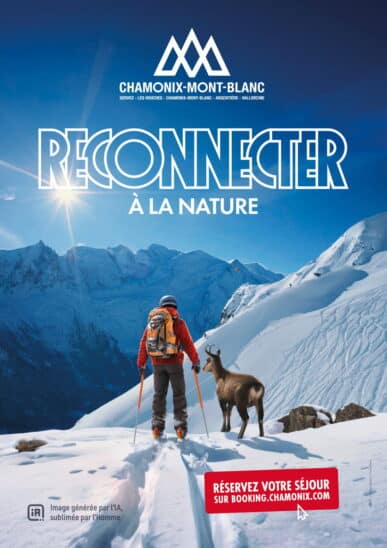 Campagne promo Chamonix Mont-Blanc: randonneur et chamois dans un paysage enneigé. Reconnectez-vous à la nature en montagne.