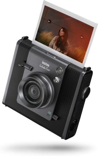 Fujifilm Instax Square Mini Evo, un appareil photo instantané carré pour 2026. Format carré.