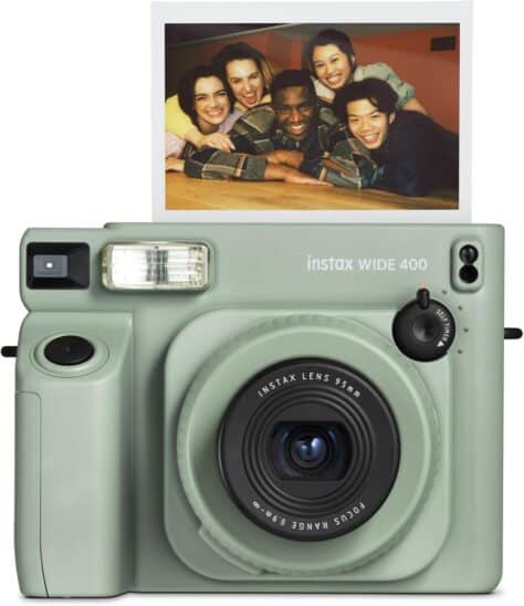 Fujifilm Instax Wide 400 vert&nbsp;: le meilleur appareil photo instantané grand format pour des photos de groupe réussies en 2026.