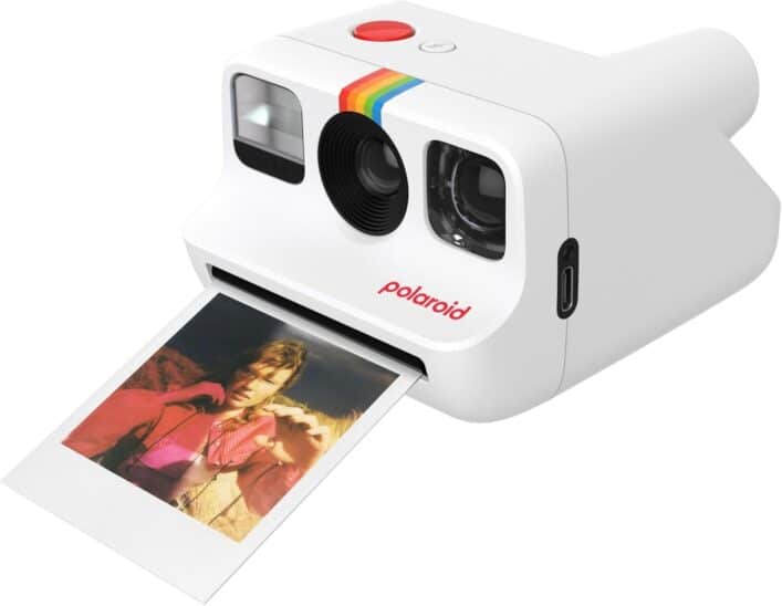 Polaroid Now+ Gen 2 blanc&nbsp;: appareil photo instantané 2026 pour des photos rétro et créatives. 