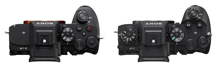 Sony A7R VI et Sony A1 II côte à côte (comparaison de taille)