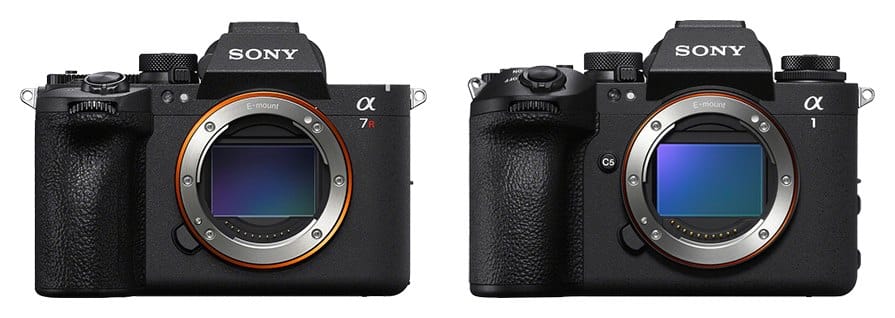 Sony A7R VI et Sony A1 II vus de face (comparaison de taille)